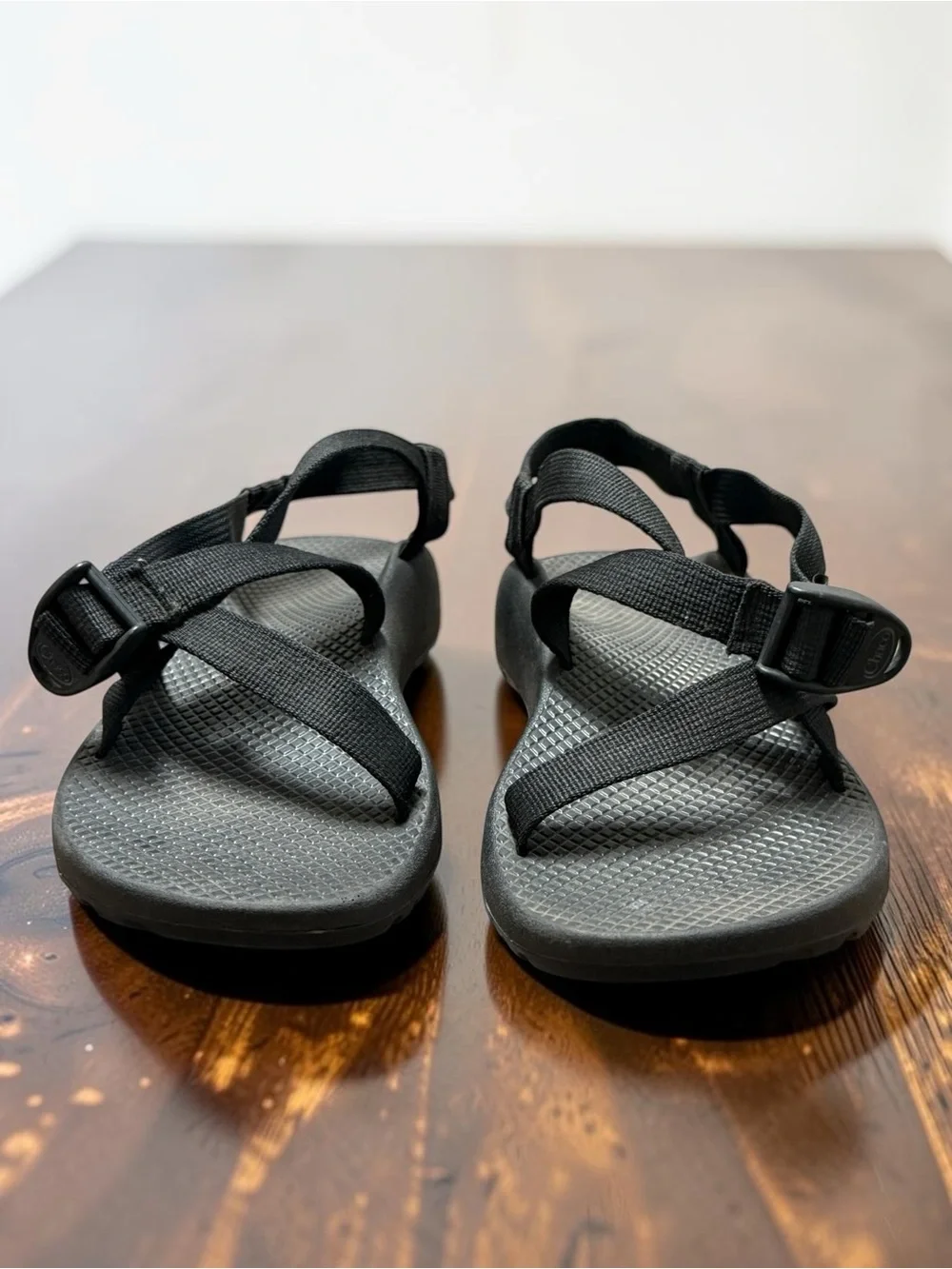 Women’s Chaco Black Z/1 Sport Sandals with Adjustable Straps Minimal Wear